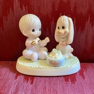 Precious Moments “Sharing Our Christmas Together” EUC